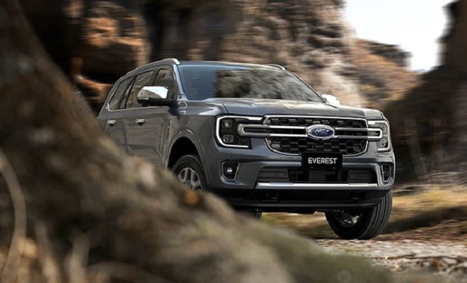 Ford Everest 2023 phải dùng dung dịch AdBlue 1
