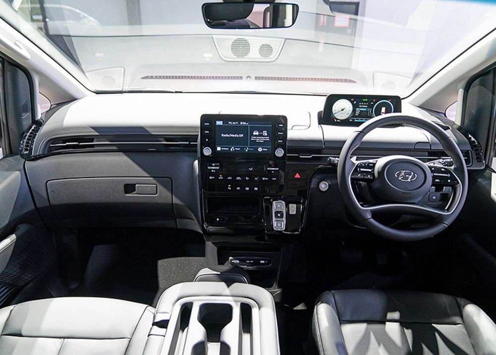 Đánh giá MPV hoàn toàn mới Hyundai Staria 2021