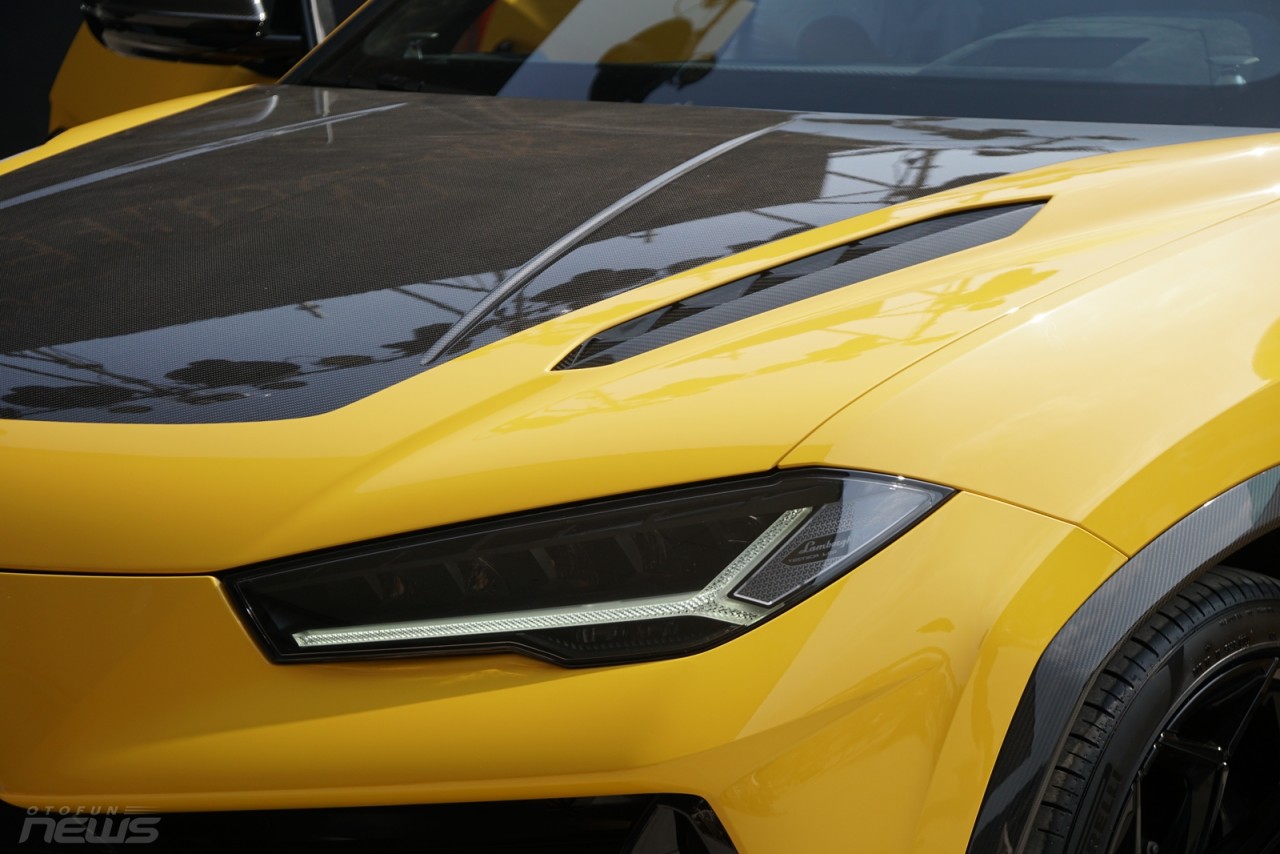 Lamborghini Urus Performante chính hãng có giá 16,5 tỷ đồng
