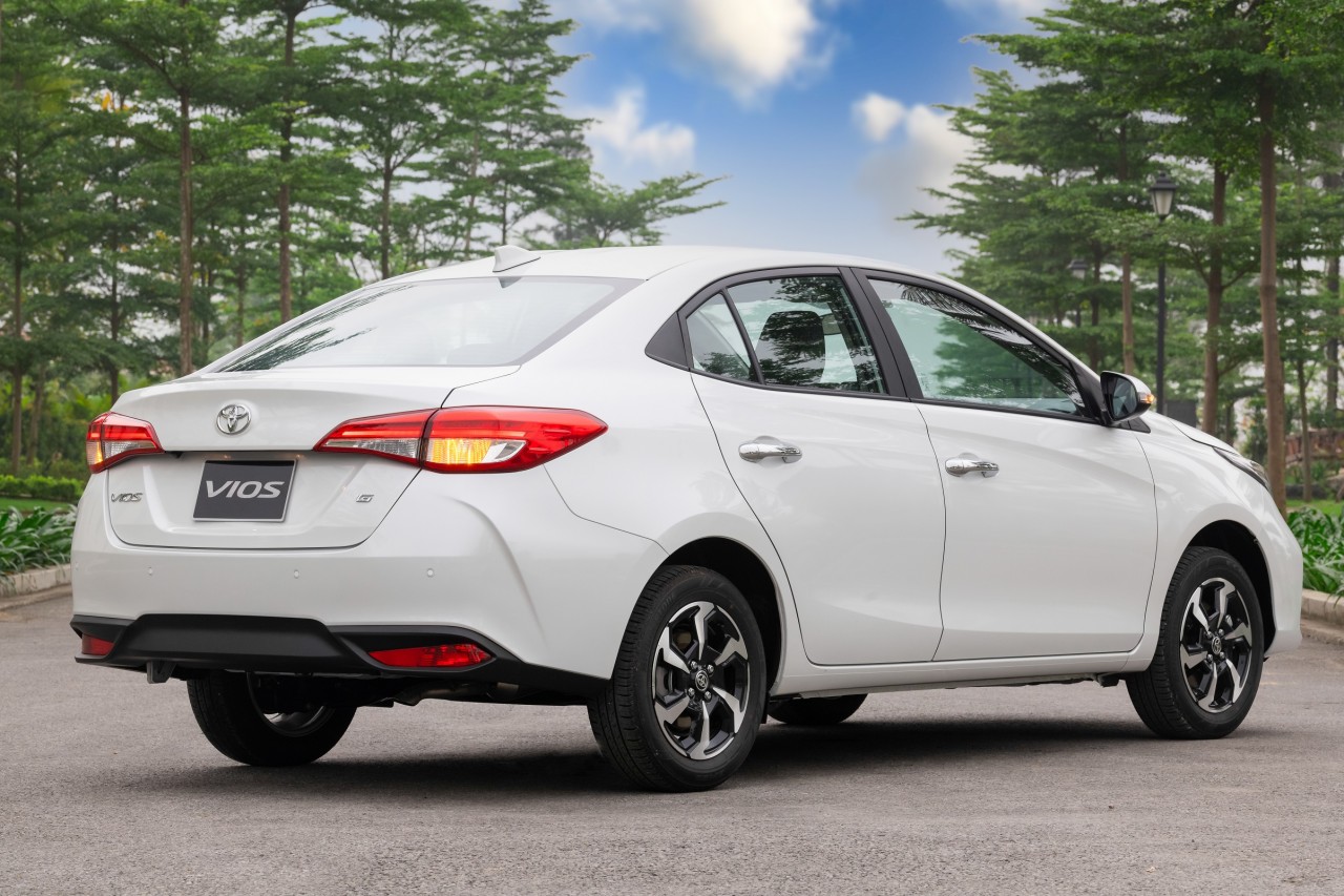 Toyota Vios 2023 chính thức ra mắt, giá giảm, trang bị tăng