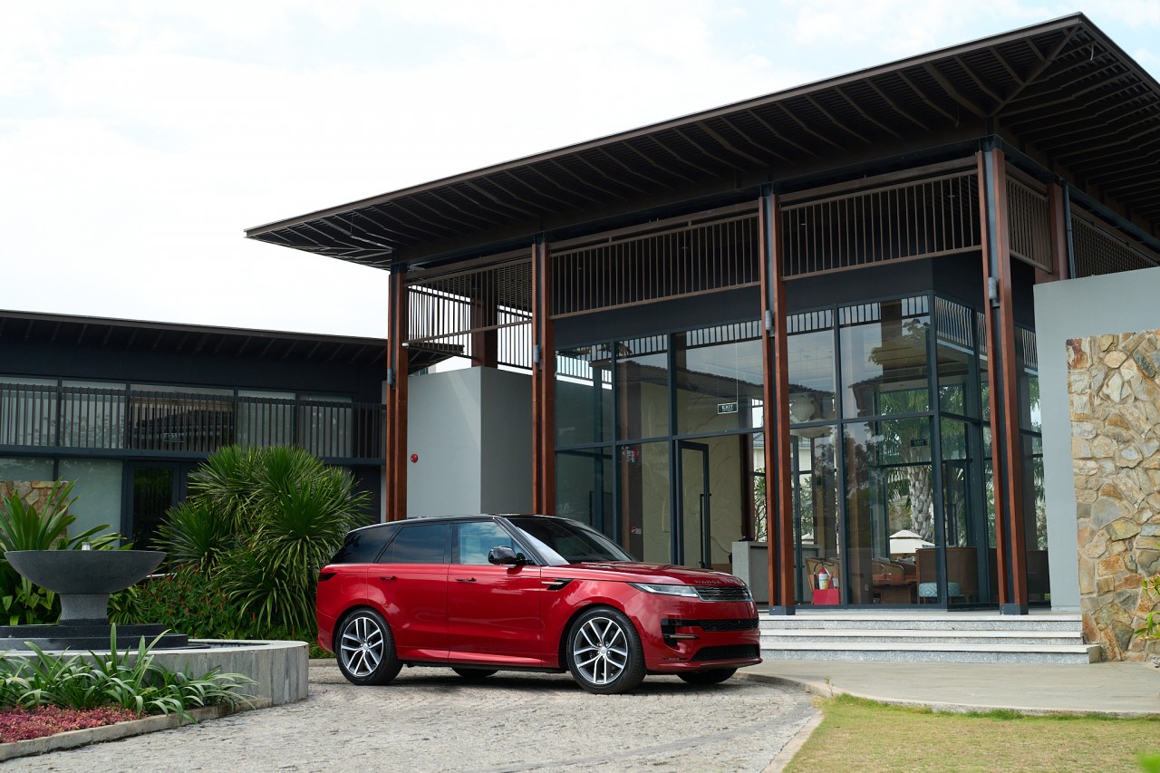 Cận cảnh Range Rover Sport First Edition vừa ra mắt tại Việt Nam