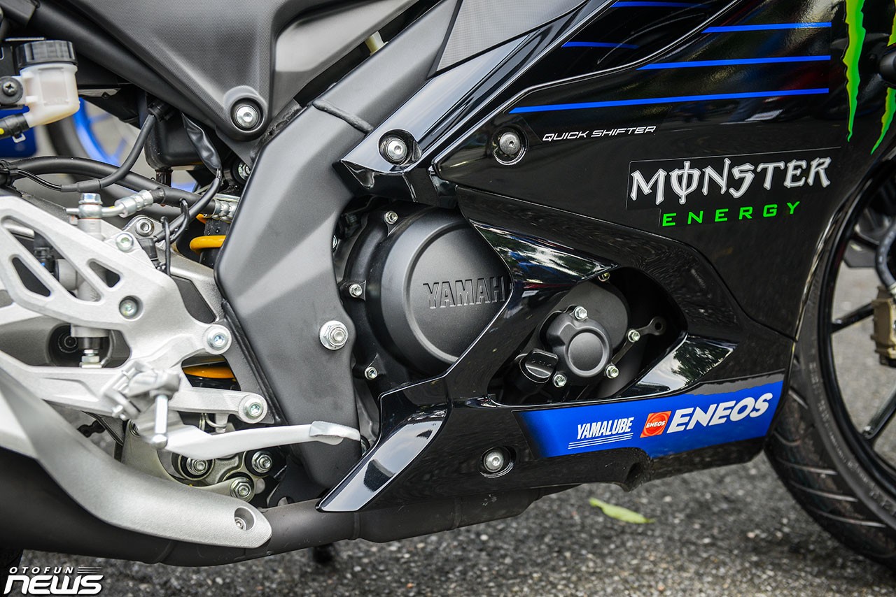Đánh giá nhanh Yamaha R15 mới ra mắt