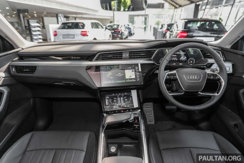Audi Q8 e-tron giá 1,9 tỷ tại Malaysia
