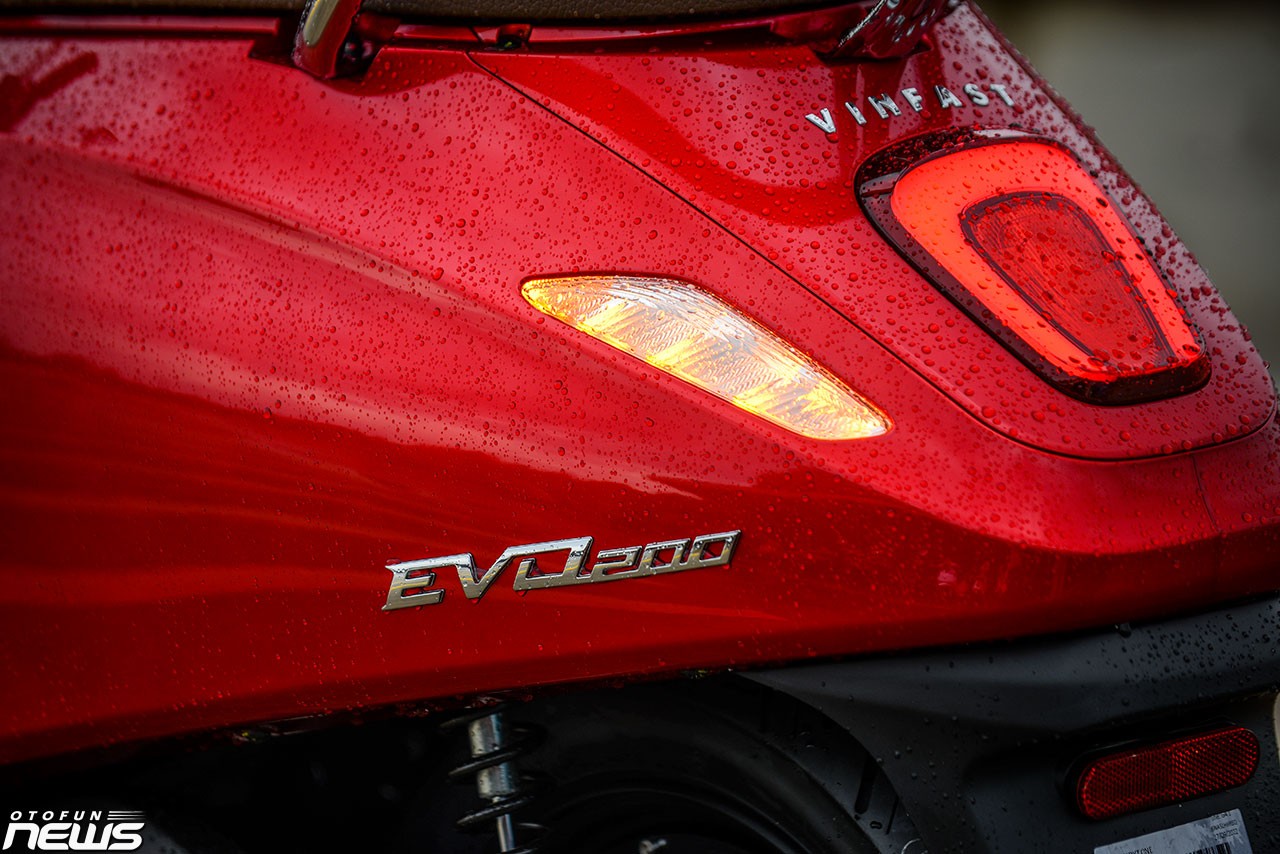 Đánh giá nhanh xe máy điện VinFast Evo200