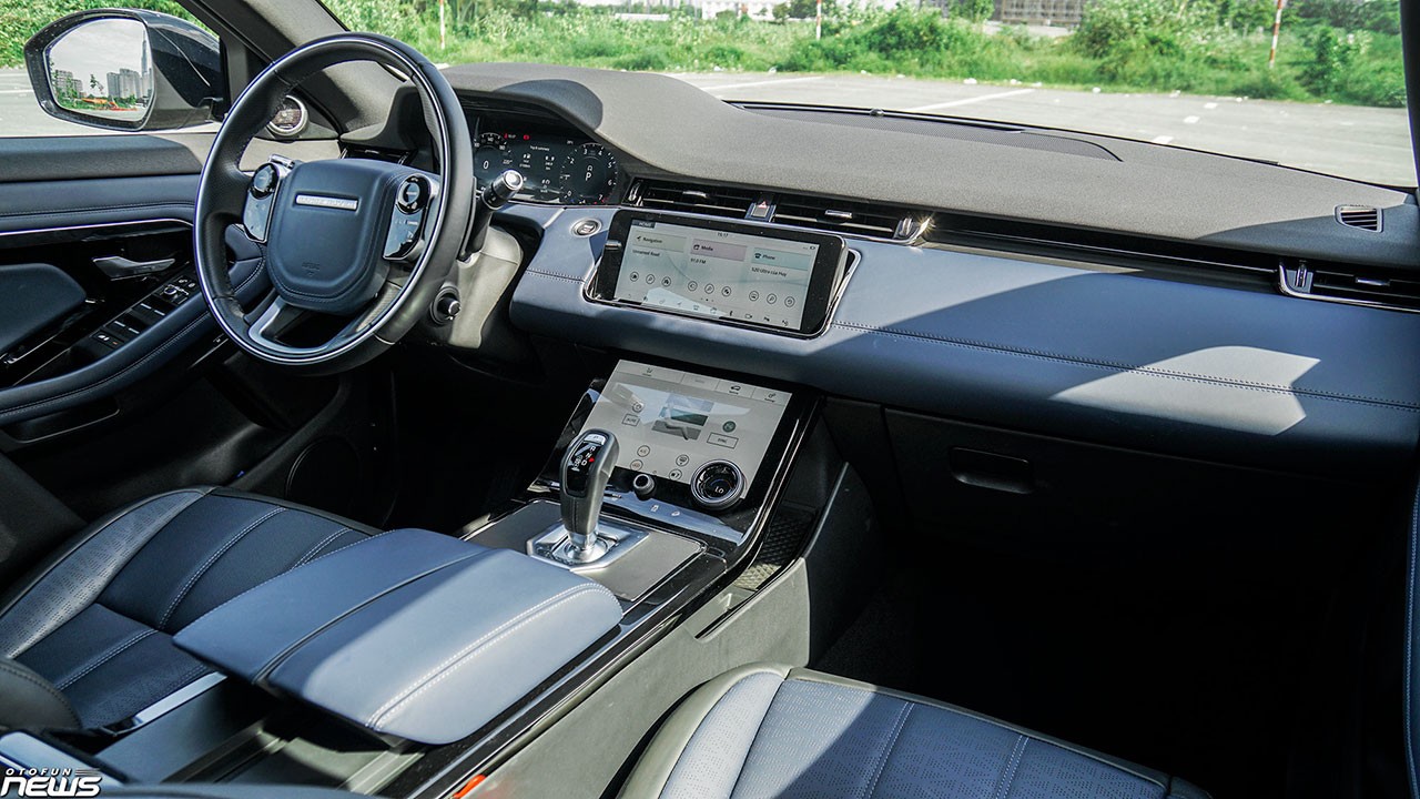 Đánh giá Range Rover Evoque 2022