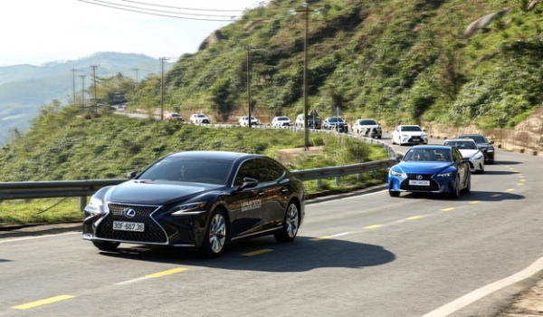 Lexus Signature 2021: Công nghệ đẳng cấp dẫn lối những đam mê trải nghiệm