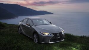 Lexus IS 2021: Dấu ấn trải nghiệm từ sự tin cậy nhất