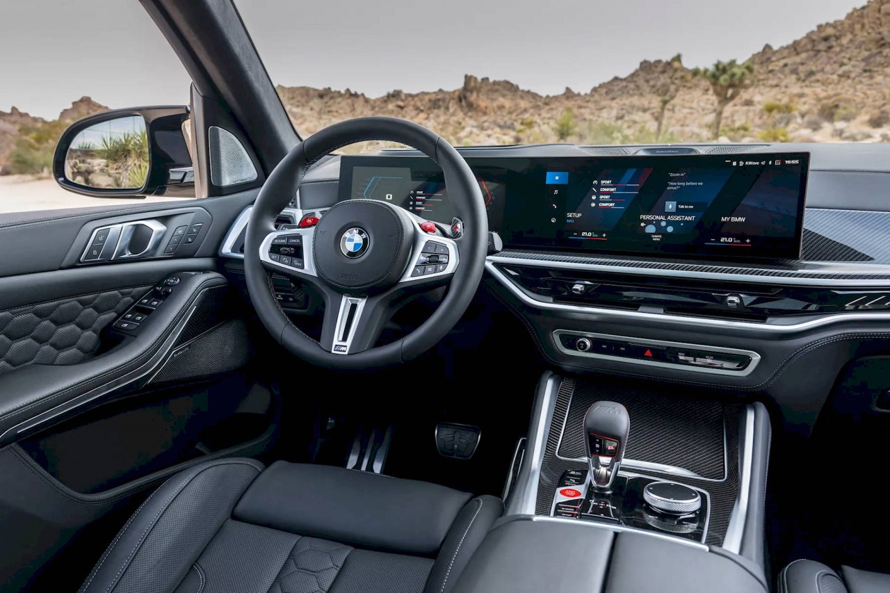 BMW giới thiệu "bộ đôi" xe hiệu năng cao X5 M 2024 và X6 M 2024