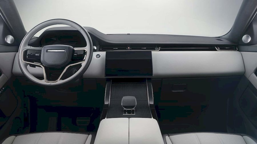 Cận cảnh Range Rover Evoque 2024 với nội thất mới