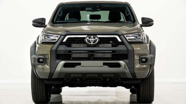Toyota Hilux 2024 sẽ được bổ sung công nghệ mild-hybrid